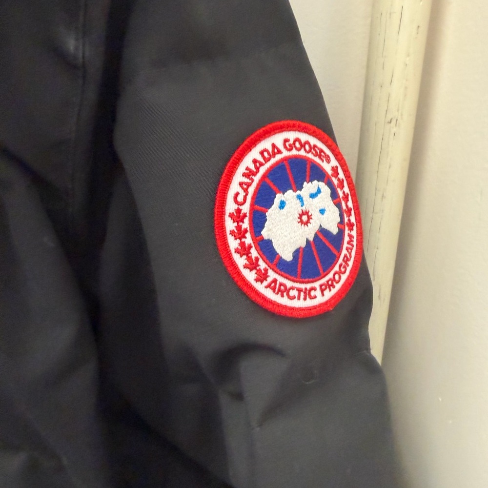 Canada Goose  Black Puffer Jacket with Fur Trim - Picture 5 of 11
